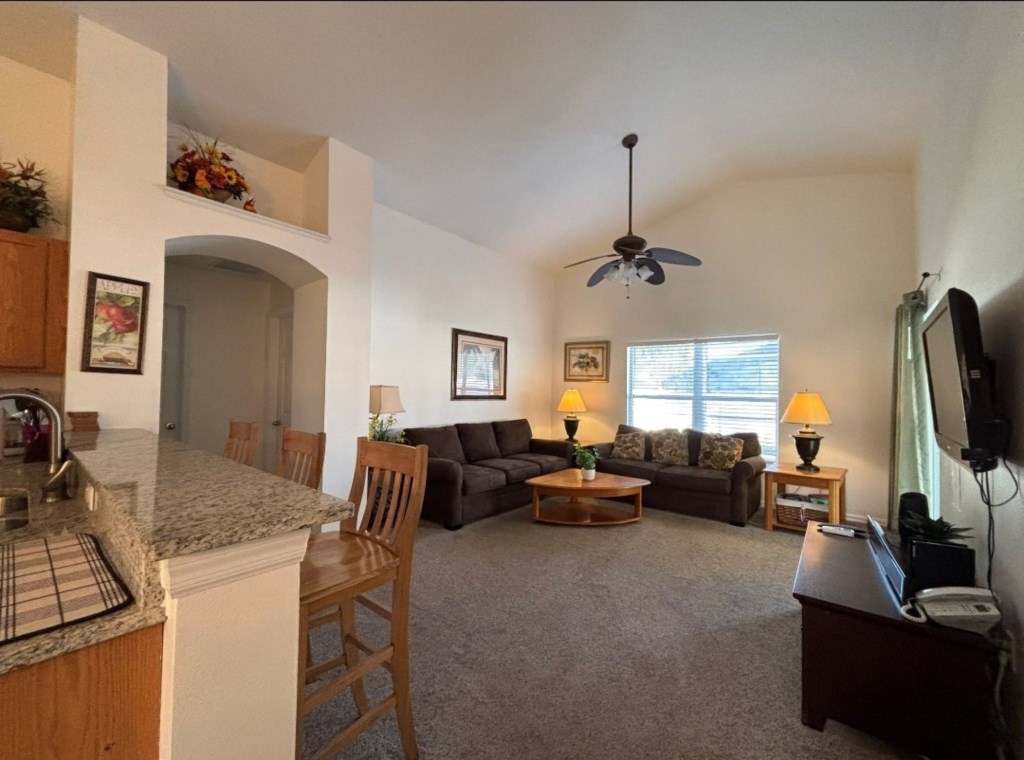 4 bedrooms / 3 bathrooms, sleeps 8 - Image 4