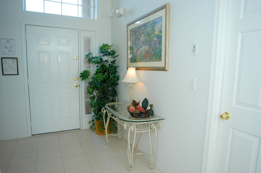 3 bedrooms / 2 bathrooms, sleeps 6 - Image 3