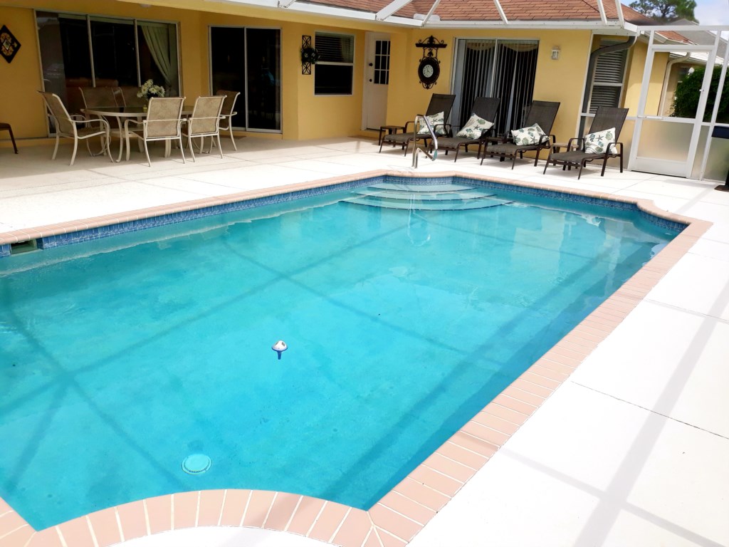 3 bedrooms / 2 bathrooms, sleeps 6 - Image 2