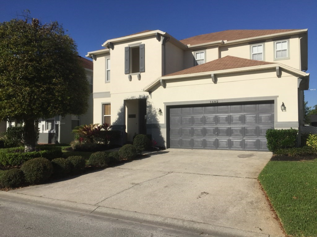 4 bedrooms / 3.5 bathrooms, sleeps 8