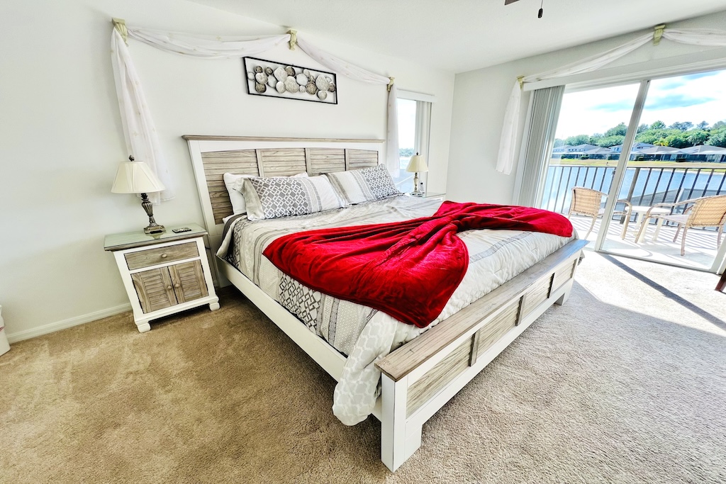 5 bedrooms / 3.5 bathrooms, sleeps 10 - Image 3