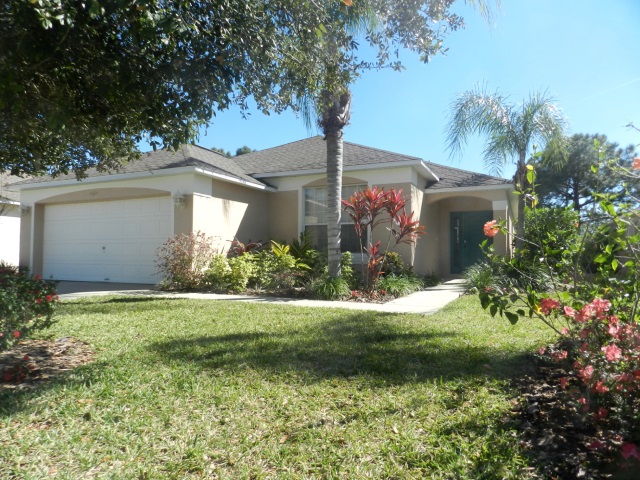 4 bedrooms / 3 bathrooms, sleeps 8 - Image 3