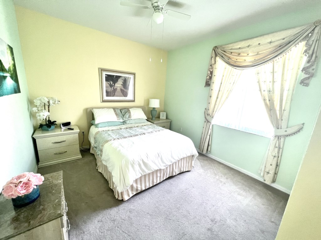4 bedrooms / 3 bathrooms, sleeps 9 - Image 4