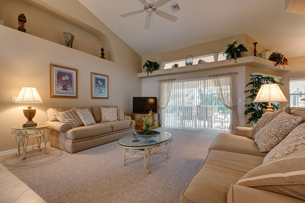 3 bedrooms / 2 bathrooms, sleeps 6 - Image 4