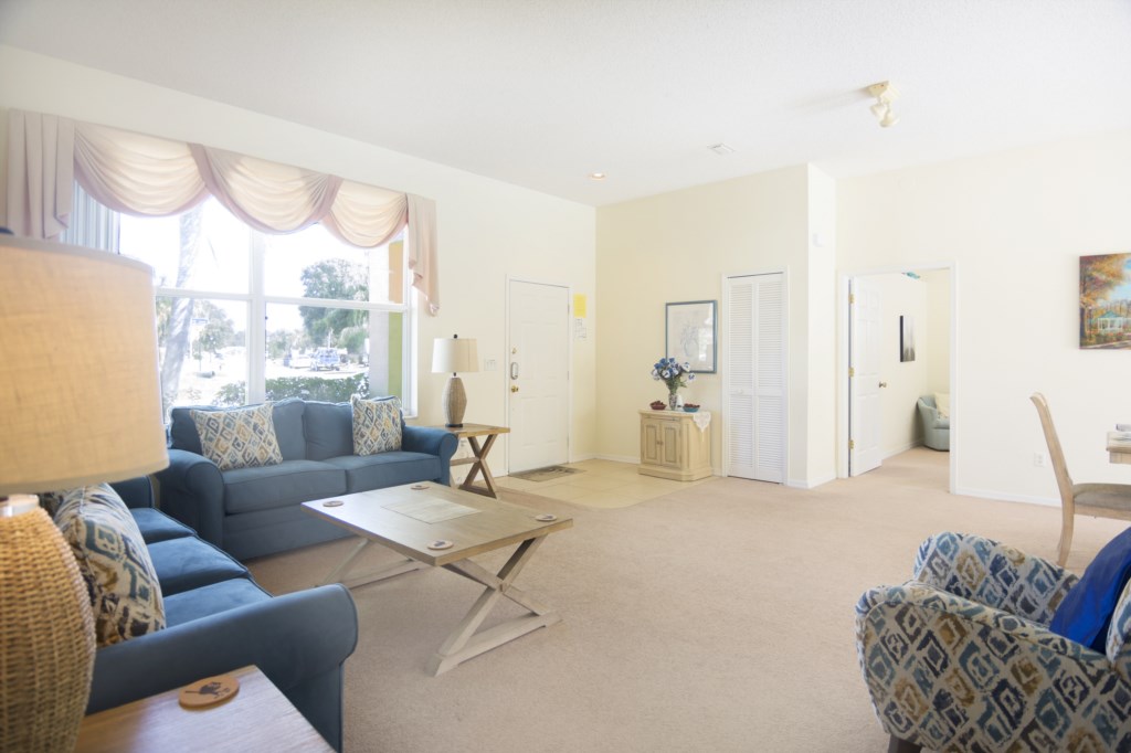 4 bedrooms / 3 bathrooms, sleeps 10 - Image 4