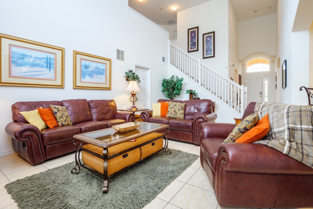 5 bedrooms / 4 bathrooms, sleeps 10 - Image 3