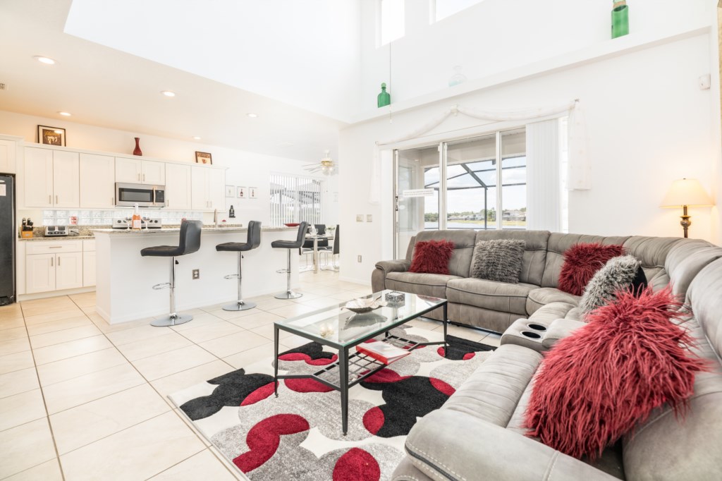 5 bedrooms / 4 bathrooms, sleeps 10 - Main Image