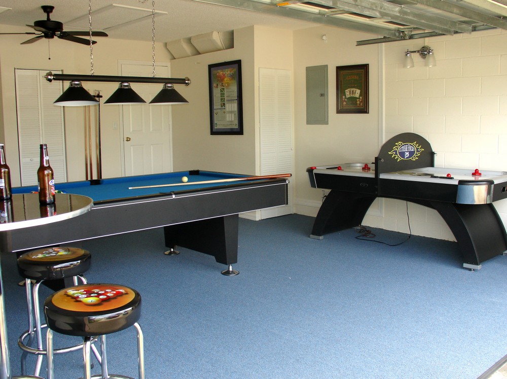 4 bedrooms / 3 bathrooms, sleeps 10 - Image 5