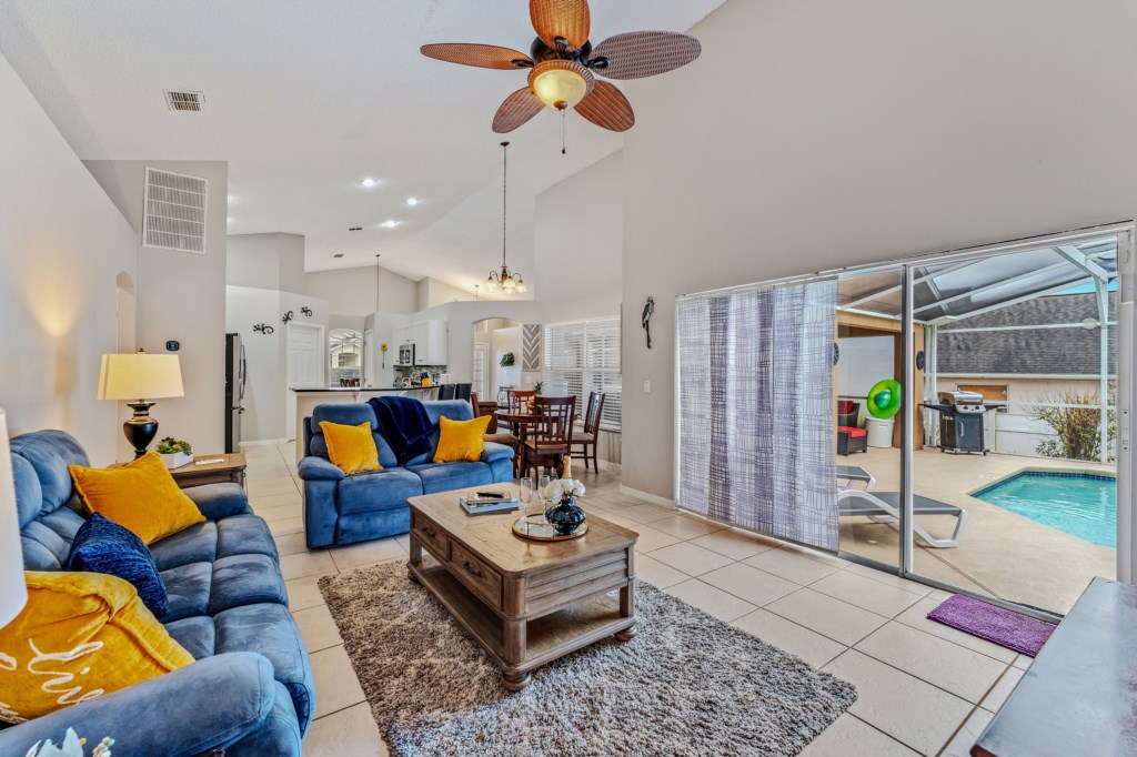4 bedrooms / 3 bathrooms, sleeps 8 - Image 4