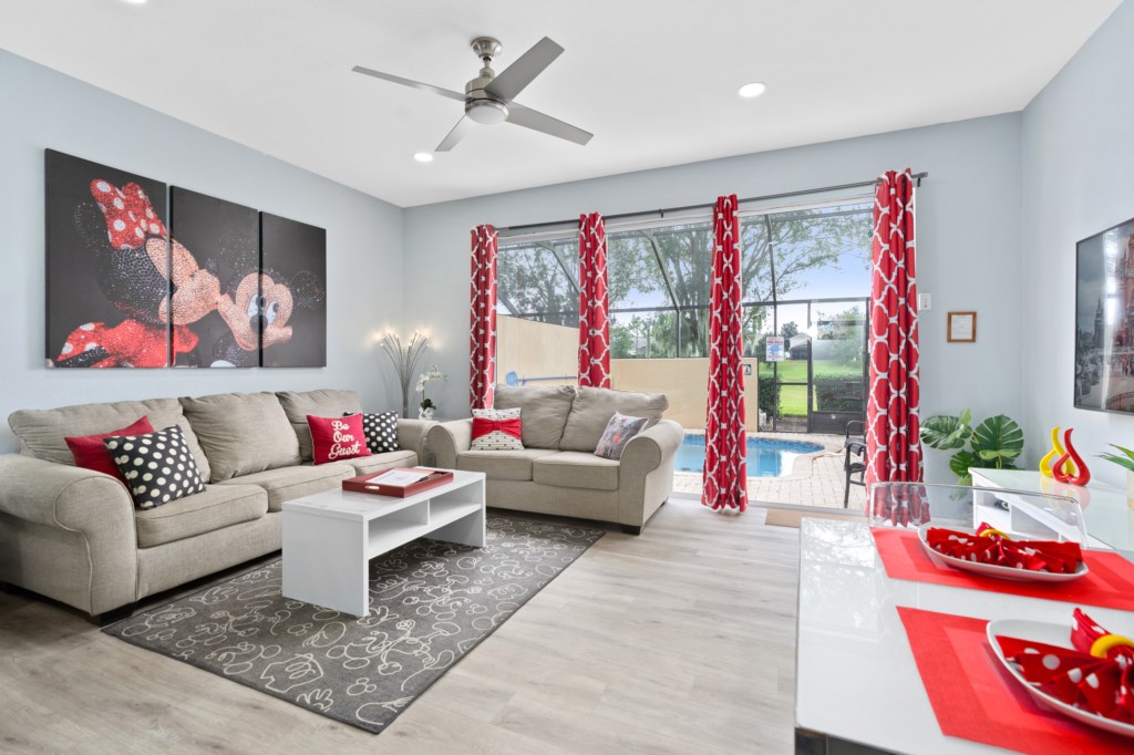 3 bedrooms / 3 bathrooms, sleeps 7