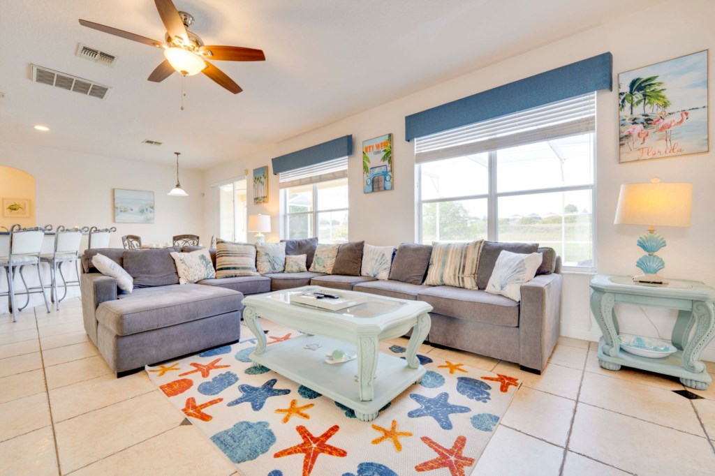 7 bedrooms / 3.5 bathrooms, sleeps 14 - Image 3