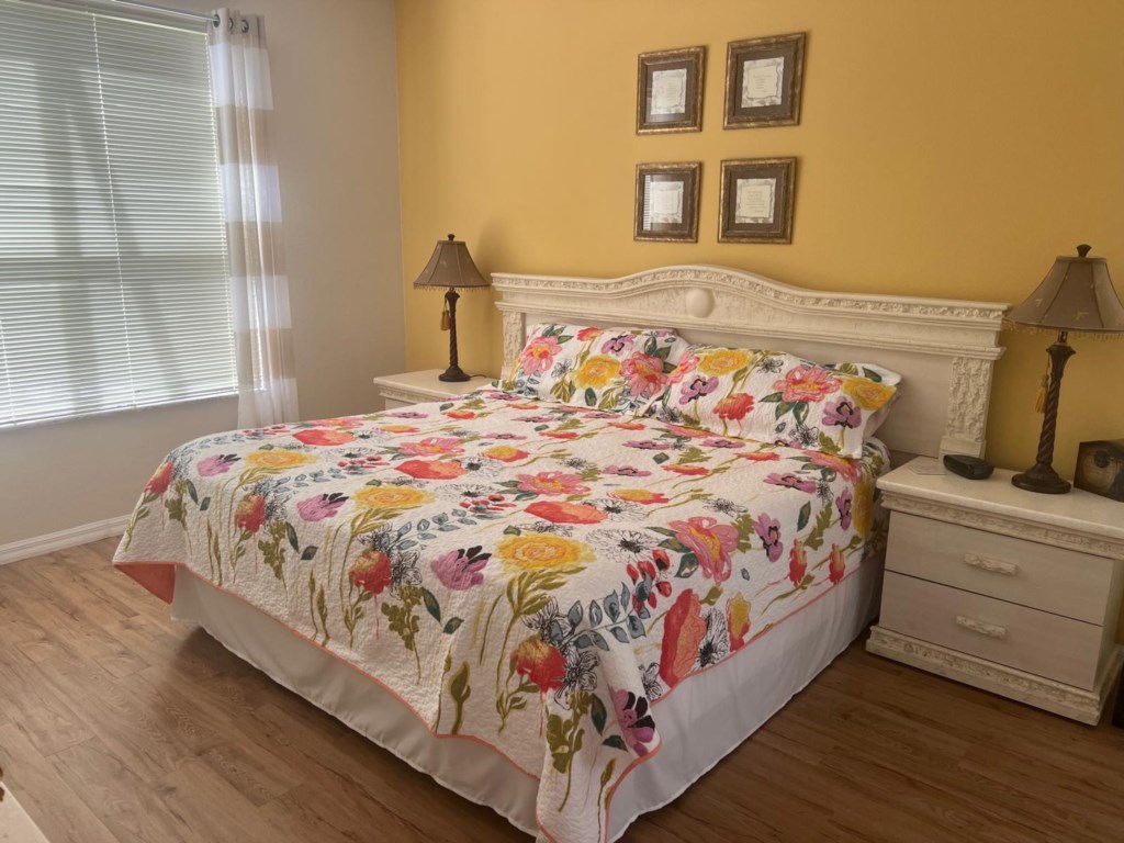 6 bedrooms / 4.5 bathrooms, sleeps 14 - Image 4