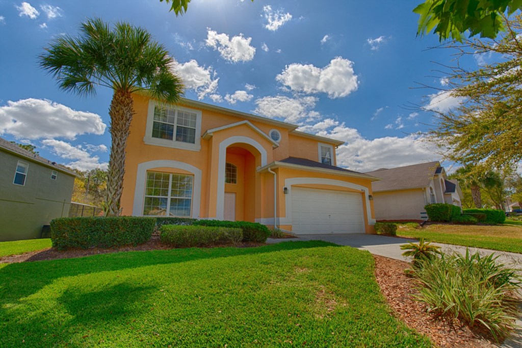 6 bedrooms / 4.5 bathrooms, sleeps 14 - Main Image