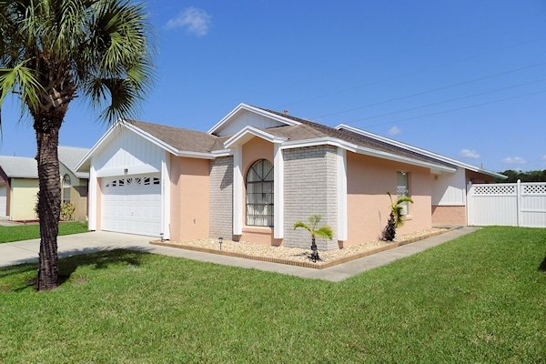 3 bedrooms / 2 bathrooms, sleeps 8 - Main Image