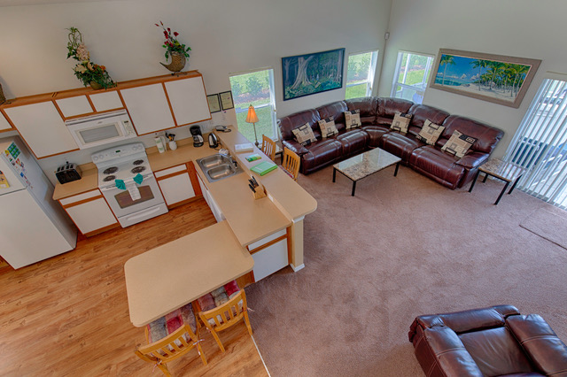 5 bedrooms / 3 bathrooms, sleeps 10 - Image 2