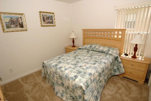 3 bedrooms / 2 bathrooms, sleeps 8 - Image 5