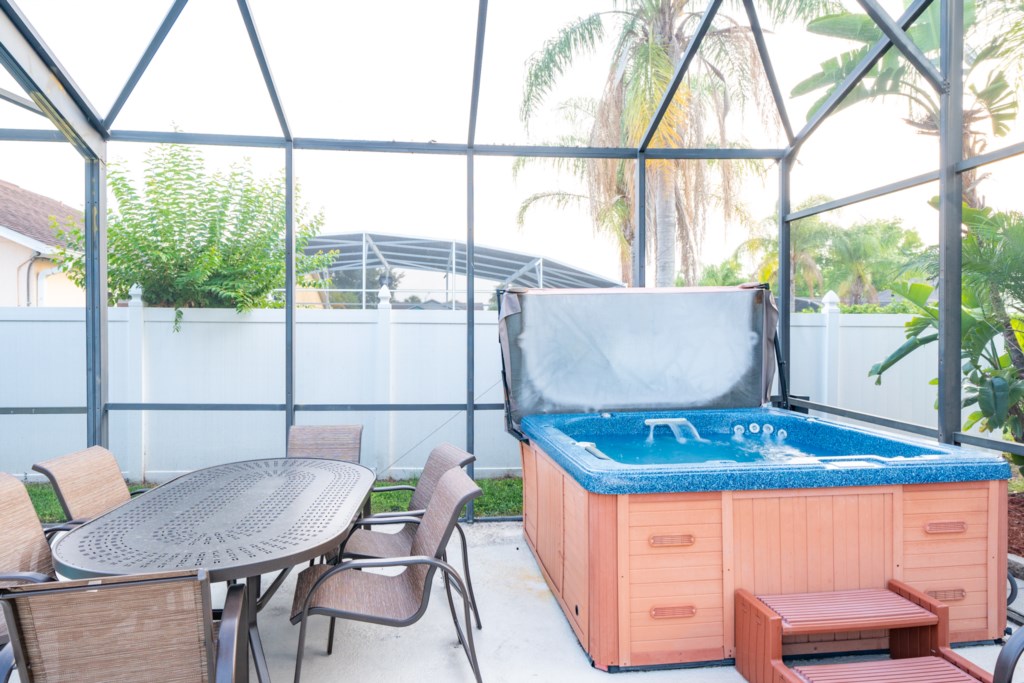 3 bedrooms / 2.5 bathrooms, sleeps 6 - Image 5